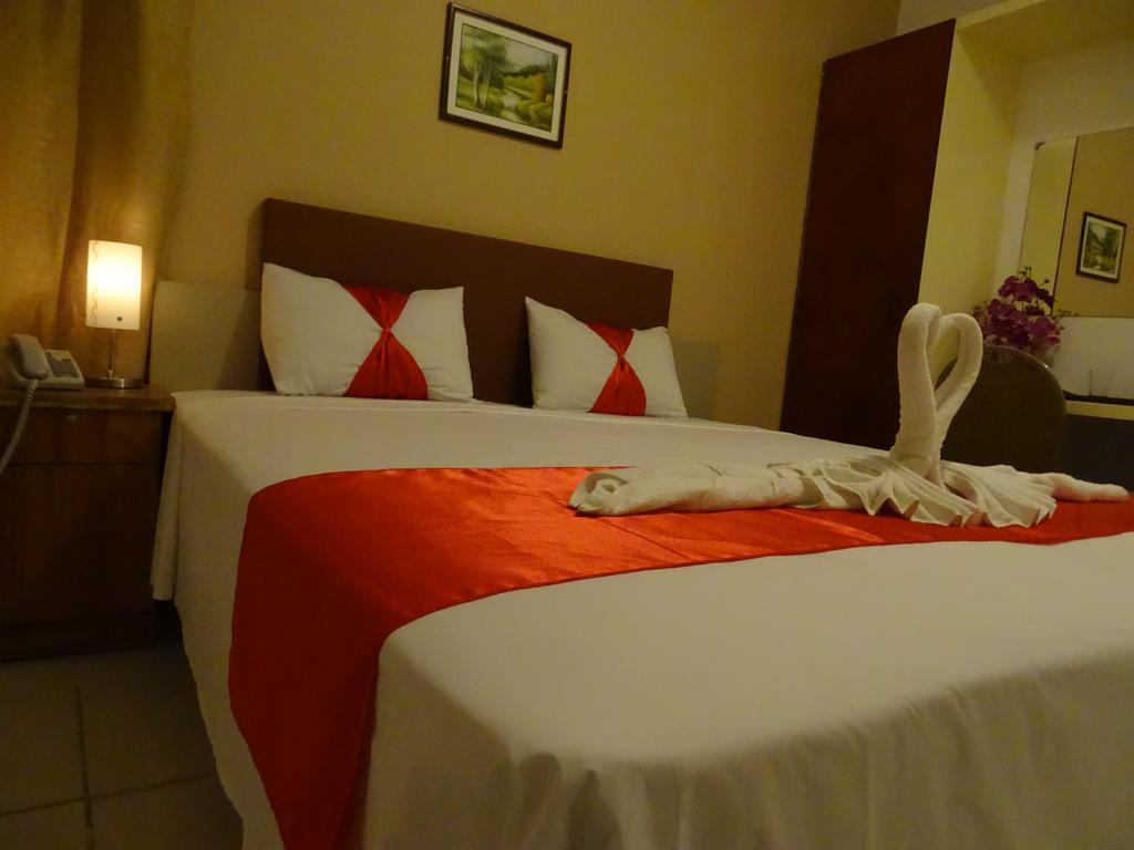 Hypertek Hotel Grand Bay Buitenkant foto