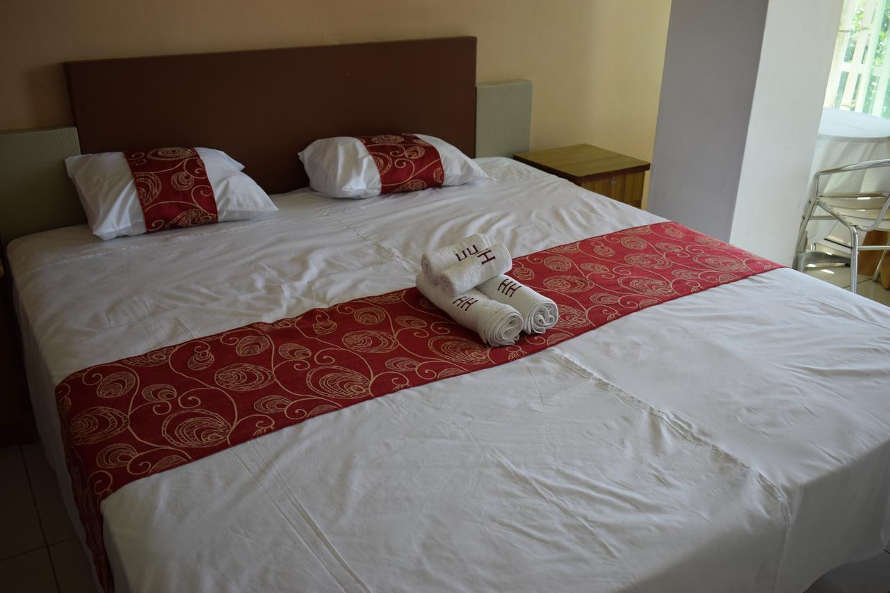 Hypertek Hotel Grand Bay Buitenkant foto